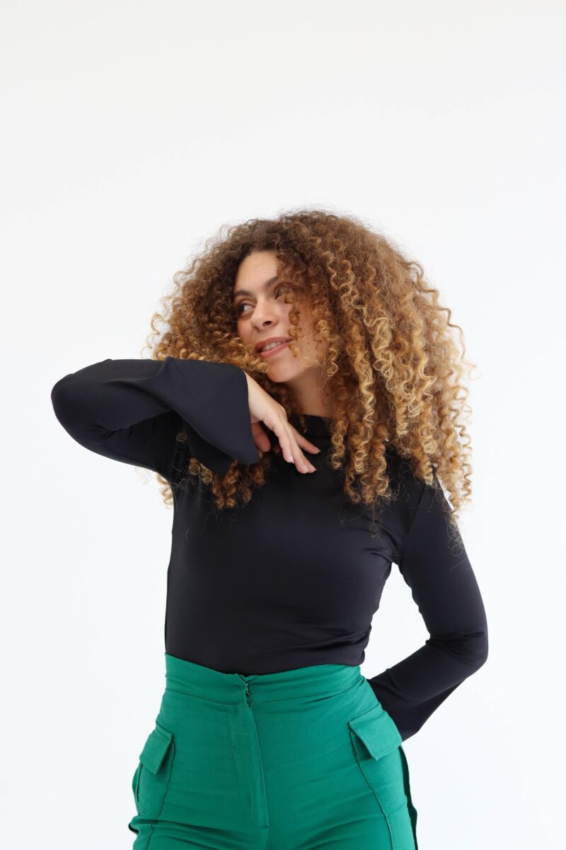 Basic top in black - Image 2