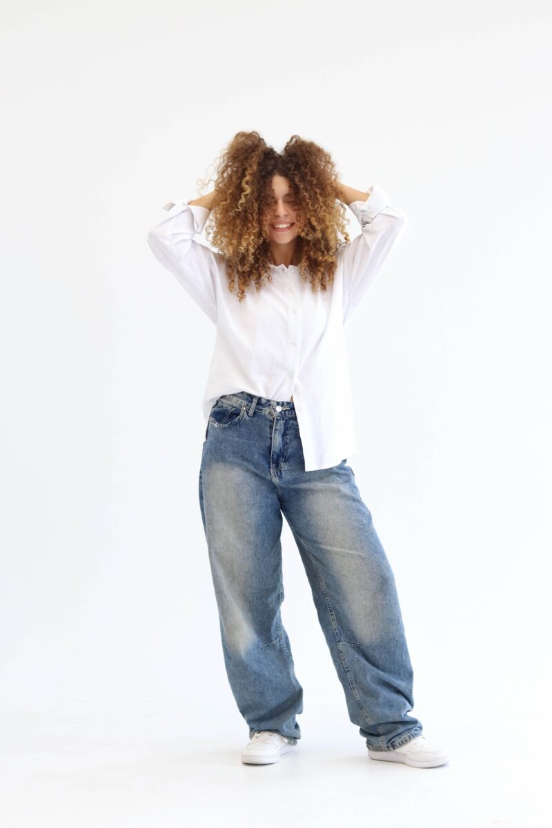 Linen chemise in white - Image 2