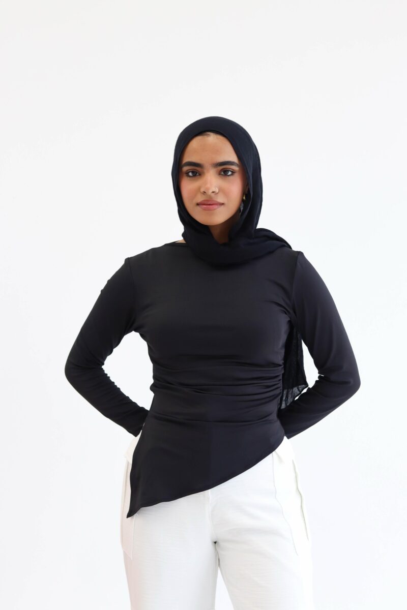 The go-to black top in black - Image 3