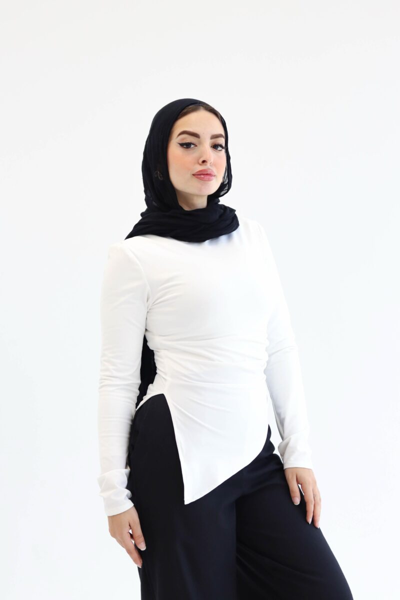 The go-to white top in white - Image 3